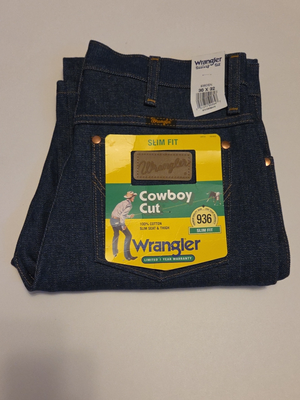 Wrangler Slim Fit Men's Jeans - Dark Blue Denim Cowboy Cut 30x32